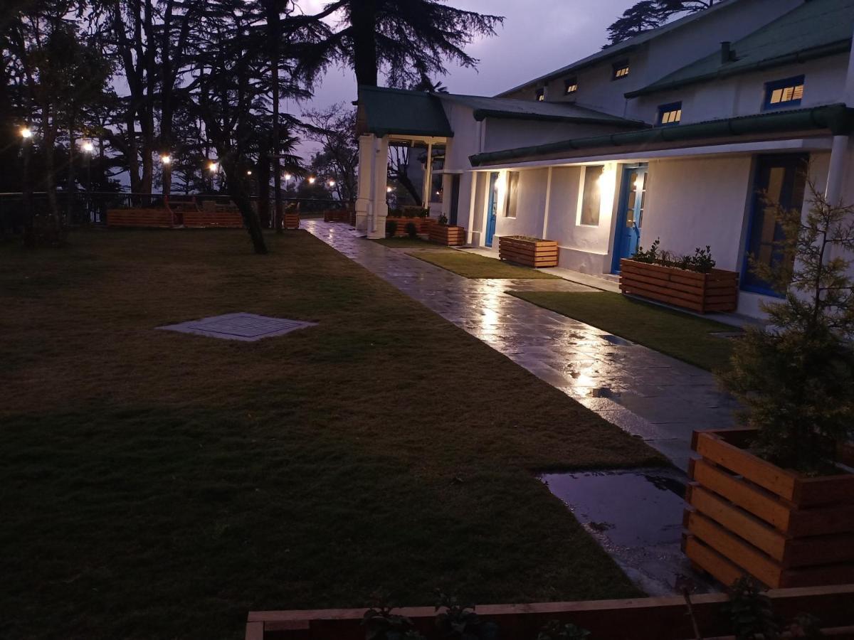 Hotel Pine Retreat Mallroad Masuri Exterior foto